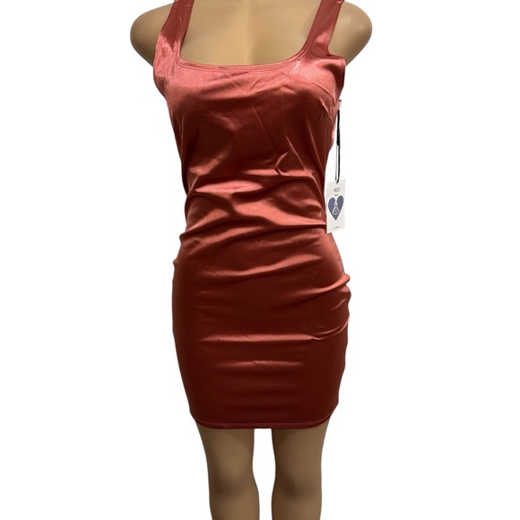 Sleek copper Satin Dress - Picture 2 of 4